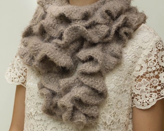 CROCHET PATTERN instant download - Stormy Chocolate Scarf - ruffled brown neck warmer tutorial PDF