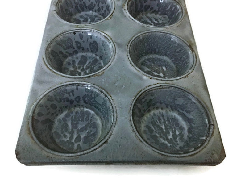 Vintage Graniteware Muffin Pan 8 Cups Mottled Gray Enamelware Kitchen Decor
