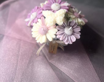 Daisy Wax Candle Bouquet: Flowery Scent, Jesmonite Bowl
