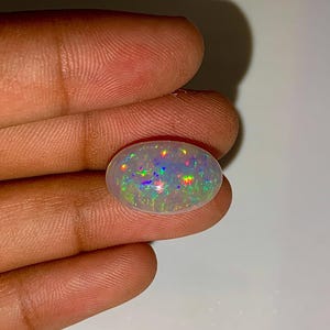 7.50 CT Natural Ethiopian Opal Gemstone: Oval Welo Fire Opal Cabochon