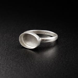 925 Sterling Silver Oval Bezel Ring Setting, DIY Resin & Ashes Ring Base, Handmade Blank Ring Mount, Custom Jewelry Making Supply