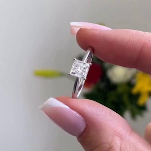 Princess Cut Moissanite Engagement Ring in 14k Solid Gold, Dainty Solitaire Proposal Ring For Her, 4 Prong Set Ring, Bridal Anniversary Ring