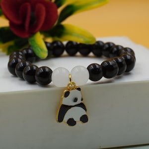 Cute Panda Charm Bracelet – Black & White Beaded Stretch Bracelet – Animal Lover Gift – Kawaii Jewelry – Handmade Bracelet for Kids , Adults