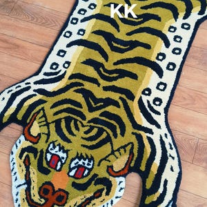Handgetufteter Wollteppich: Tibetischer Tiger Tiermuster
