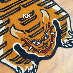 Handgetufteter Wollteppich: Tiger Animal Print