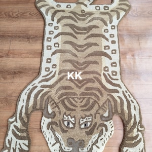Handgefertigter Tibetischer Tiger Teppich: Boho Tier Akzent Teppich