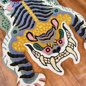 Tibaten Tiger Animal Pattern Shape Handmade Handtufted Area Rug 100% Pure Woolen Rug For Living Room Bedrom Kid Room Any Room For Home Decor