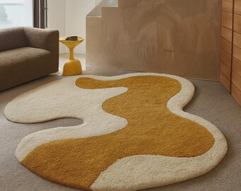 Tappeto in lana fatto a mano, design minimalista moderno, tappeto organico color senape e crema, forma scultorea moderna