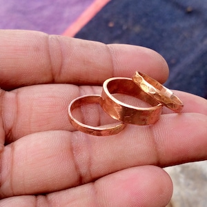 Conjunto de 3 anillos, anillos apilables de cobre 100% puro, anillos hechos a mano, anillos rústicos minimalistas, anillos llamativos, anillos de cobre macizo, regalo para ella, talla 8 S545