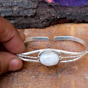 Moonstone Bangle, Handmade Bangle, 925 Sterlig Silver, Gemstone Bangle, Beautiful Jewlry, Women Bangle, Unisex Jewlry, Gift For Her, S108