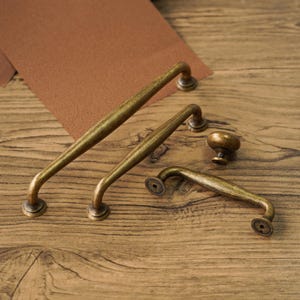 Tiradores de latón antiguo para gabinetes - Herrajes de cocina modernos, pomos retro de zinc