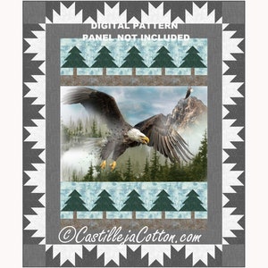 Może przedstawiać: Cyfrowy wzór do pikowania przedstawiający orła bielika lecącego nad pasmem górskim z mglistym lasem na pierwszym planie. Wzór zawiera obramowanie z drzew sosnowych i nakładkę tekstową z napisem "Wzór cyfrowy Panel nie dołączony" i "CastillejaCotton.com".