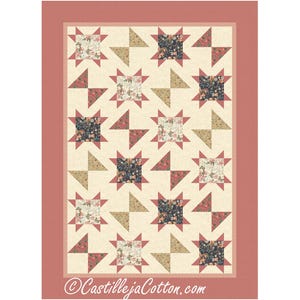 Puede incluir: Un edredón de patchwork con fondo crema y borde rojo. El edredón presenta patrones alternos de estrellas y triángulos en tonos de rojo, beige y estampados florales. El texto "CastillejaCotton.com" está en la parte inferior.