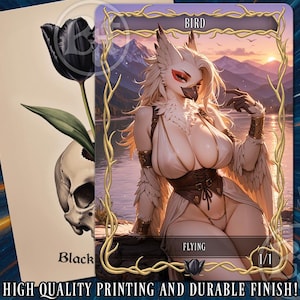 Könnte beinhalten: Zwei Fantasy-Art-Karten. Eine zeigt eine schwarze Tulpe und einen Schädel mit dem Wort "Black". Die andere Karte zeigt einen vogelartigen Humanoiden mit den Worten "BIRD" und "FLYING". Die Karte ist mit 1/1 beschriftet. Der Text "HIGH QUALITY PRINTING AND DURABLE FINISH!" steht unten.