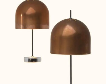 Lámpara de escritorio de latón con acabado en cobre y cromo, lámpara de mesa de metal de mediados de siglo.