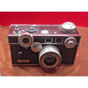 VTG 1950 Argus C3 Std Rangefinder  "Brick" Camera, Cintar 50mm Lens Untested B19
