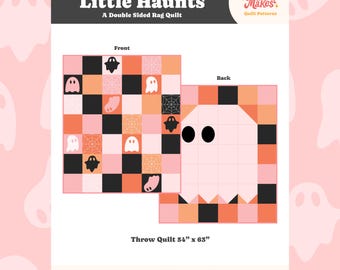 Puede incluir: Un patrón de edredón de trapo de doble cara titulado "Little Haunts" con un diseño frontal y posterior. El frente presenta un patchwork de fantasmas, telarañas y murciélagos en cuadrados negros, blancos y naranjas. La parte posterior es un fantasma grande. El edredón mide 137cm x 160cm.