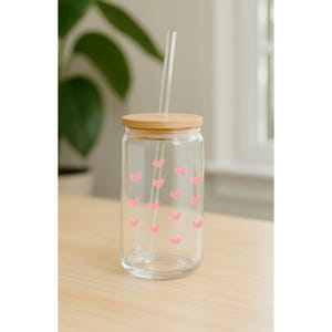 Heart sipper Glass | Cute Pink Heart Cup with Lid & Straw | Aesthetic Tumbler for Iced Coffee, Smoothies | Girly Gift