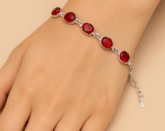 Pulsera de plata de ley con rubí rojo hecha a mano: regalo de piedra natal de julio