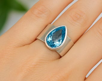 Anello con topazio blu a goccia: regalo di gioielli con pietre preziose audaci