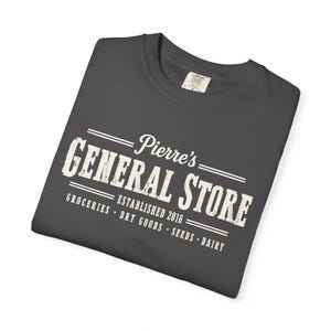 Camiseta de Stardew Valley, Camiseta de la tienda general de Pierre, Merchandising de Stardew Valley, Regalo de Stardew Valley imagen 10