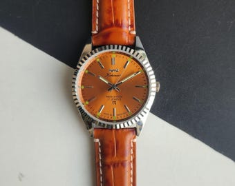 Vintage HMT Kohinoor Handaufzugsuhr, Oranges Ziffernblatt, Lederarmband