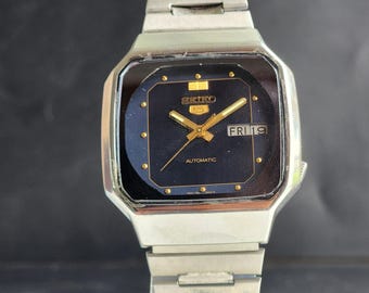Vintage 1990 Seiko 5 Automatic 7009-5860 Day-date Japanese Men's