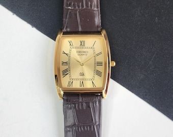 Seiko Slim Golden Face Quartz Watch: Vintage Dress Style