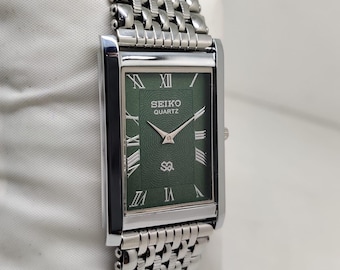 Vintage Refurbished Seiko Slim Green Face Grey Bracelet 26mm Quartz Rectangular Men's Watch