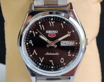 Vintage Seiko 5 Automatic Watch: Arabic/Urdu Day/Date, Jubilee Bracelet