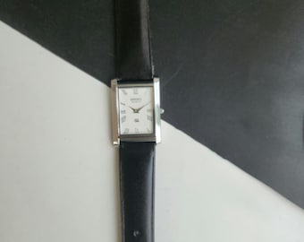 Relógio masculino Seiko Slim retangular de quartzo, 26 mm, com mostrador branco, vintage e restaurado.