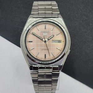 Vintage 1992 Original Seiko 5 Automatic 7009-876A Pink Face 17 Jewels Day-Date Japanese Men's Wristwatch A12