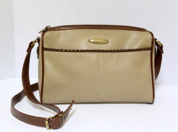 liz claiborne tan purse