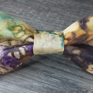 Wax bow tie