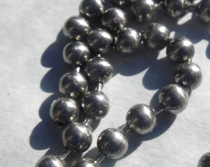 Stainless Steel Ball Chain - 4mm - #8 - By the Foot - Outdoor Mosaics