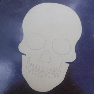 Plaque tête de mort - Panneau en MDF fin non fini, très grand 30 cm (12 po.) DIY - Décoration d'Halloween, le jour des morts
