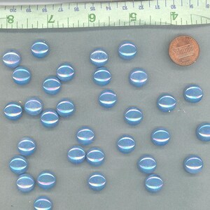 Puede incluir: Un letrero de madera r&uacute;stica con el texto "Welcome to our home" en letras blancas. El letrero presenta un acabado envejecido y un dise&ntilde;o simple y acogedor, ideal para un porche o entrada.