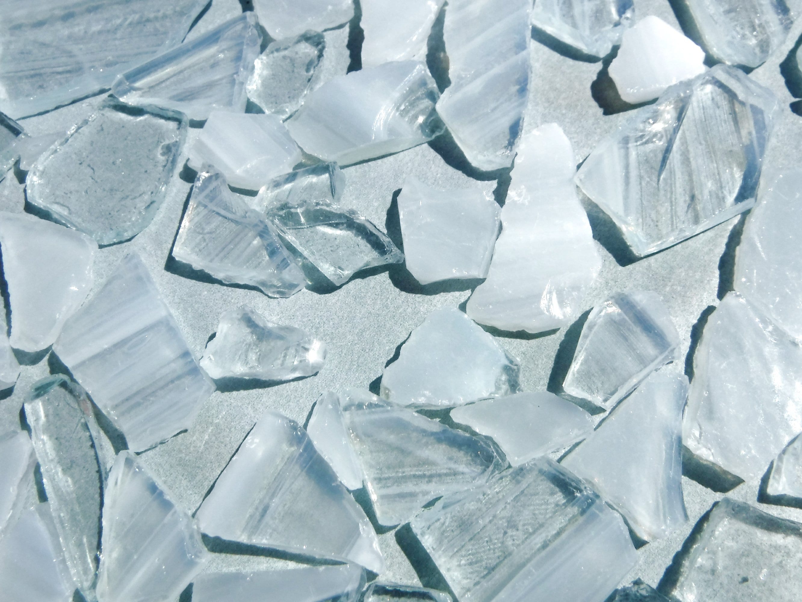 Whispy White Glass Shards 1/2 Pound Assorted Pieces Stained Glass