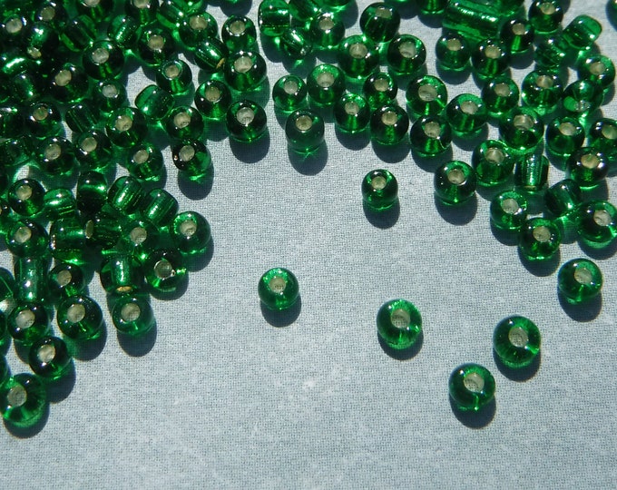 Green Silver Lined Glass Seed Beads - 2mm - 20g - 1500 beads