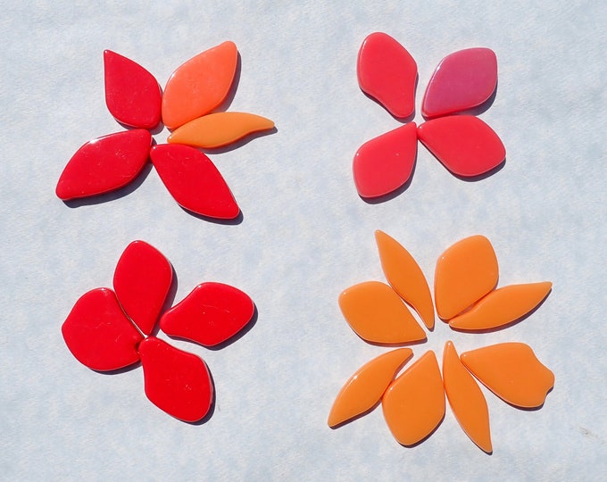 Orange and Red Glass Petals - 50g of Leaves in a Mix of Shapes and Sizes - Nasturtium Bouquet