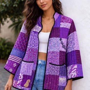 Boho Kantha-jas: Handgemaakte patchwork gewatteerde zijden jas, vintage Indiase jas, duurzame bohemian kleding