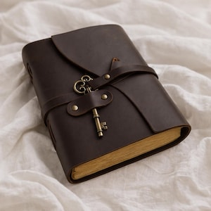 Vintage Leather Journal with Strap Closure, Handmade Rustic Diary, Antique Style Notebook, Travel Journal, Gift for Writer or Artist