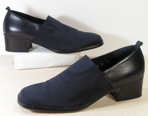 donald pliner navy shoes