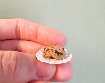 Plato miniatura de galletas a escala 1:12 - Comida para casa de muñecas hecha a mano con arcilla polimérica