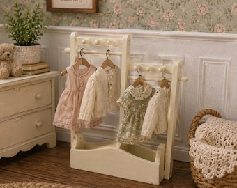 Appendiabiti in miniatura per bambini - Mobili per bambini per casa delle bambole - Scala 1:13