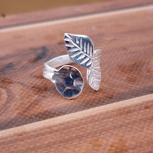 Sterling Silver Leaf and Flower Ring – Adjustable Botanical Ring – Handmade Nature Jewelry – 925 Silver Floral Open Ring