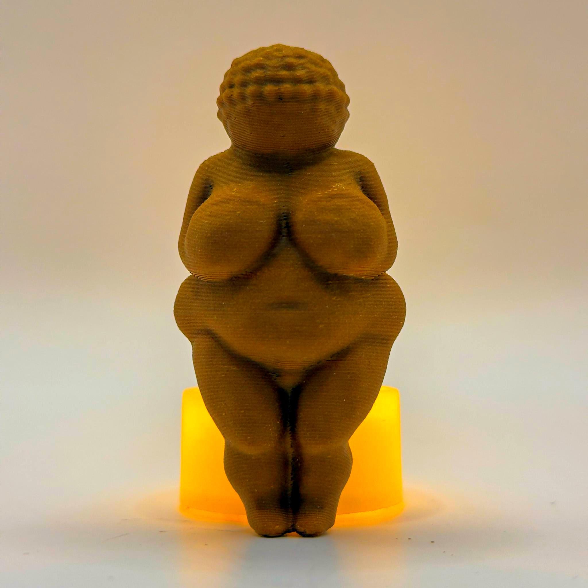 Prehistoric venus - Etsy 日本
