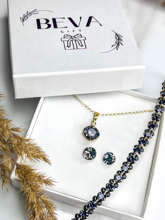 Swarovski Silver and Black Jewelry Set Jet Black Swarovski Crystal Jewelry Set · 925 Sterling  main image 3