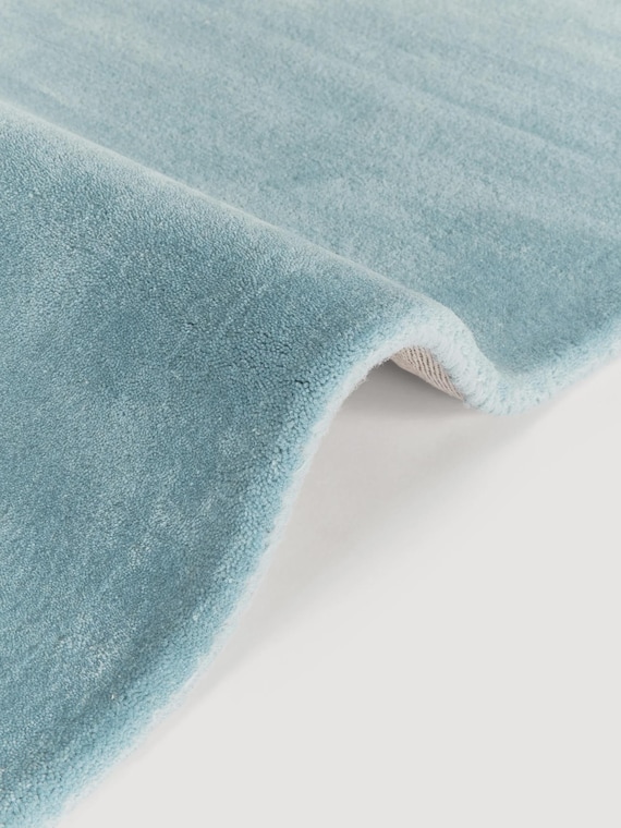 Hand Tufted Wool Area Rug Solid Light Blue for living Room or Home Decor