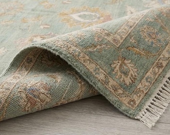 Saliegroen oushak vloerkleed, vintage vloerkleed met bloemenrand voor woonkamer